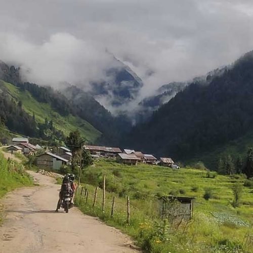 Rajgundha Himachal’s Untouched Himalayan Trekking Paradise